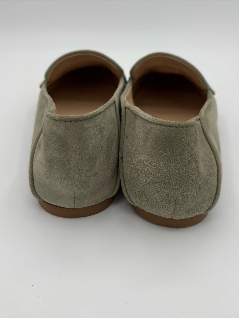 NWOT Vince Camuto Landerla Suede Loafers